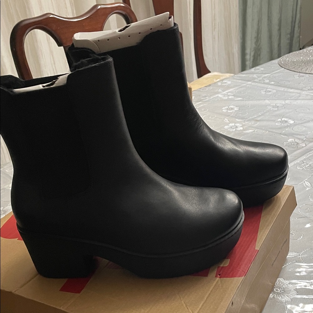 Fitflop Black Ankle Booties